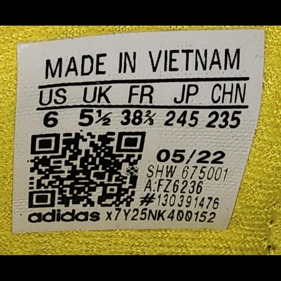 Adidas NMD R1 V2 All Over Print Bright Yellow Black - Picture 5 of 5